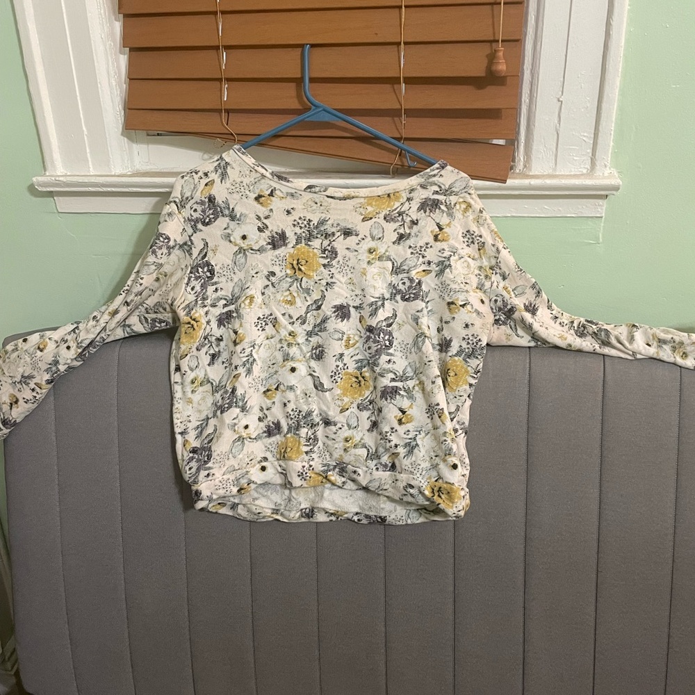 Cropped blue and yellow floral sweater